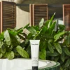 Natura Bissé Diamond Well-Living The Body Wash and Scrub | Valomas ir šveičiamasis kūno šveitiklis 150 ml