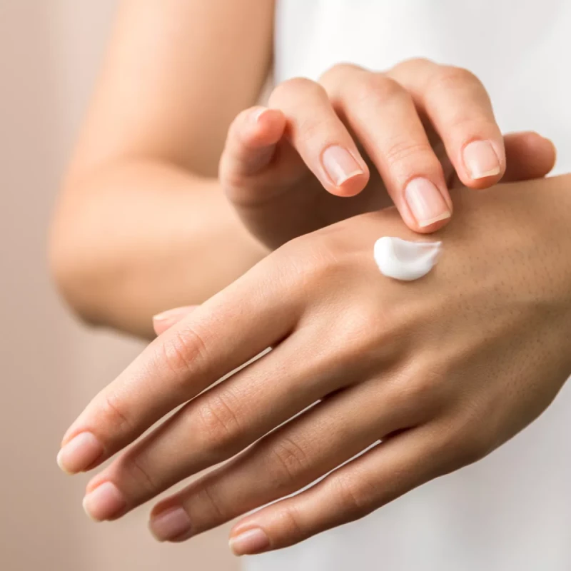 Celestetic Hand Care | Drėkinamasis ir atstatomas rankų kremas 30 ml