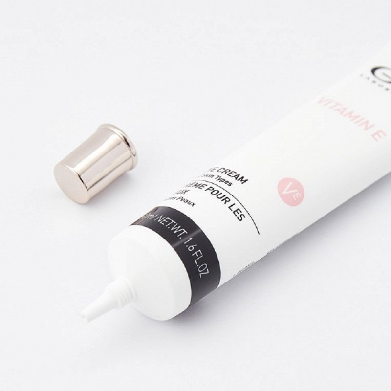 GIGI Vitamin E Eye Cream | Drėkinamasis akių kremas visiems odos tipams 50 ml