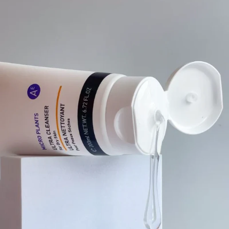 GIGI Aroma Essence Ultra Cleanser | Hipoalerginis valomasis gelis 200 ml