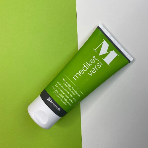 Benemedo Mediket Versi | Valomasis gelis galvos odai ir kūnui 200 ml