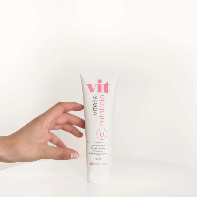 Benemedo Vitella U | Maitinantis losjonas problematiškai odai 120 ml