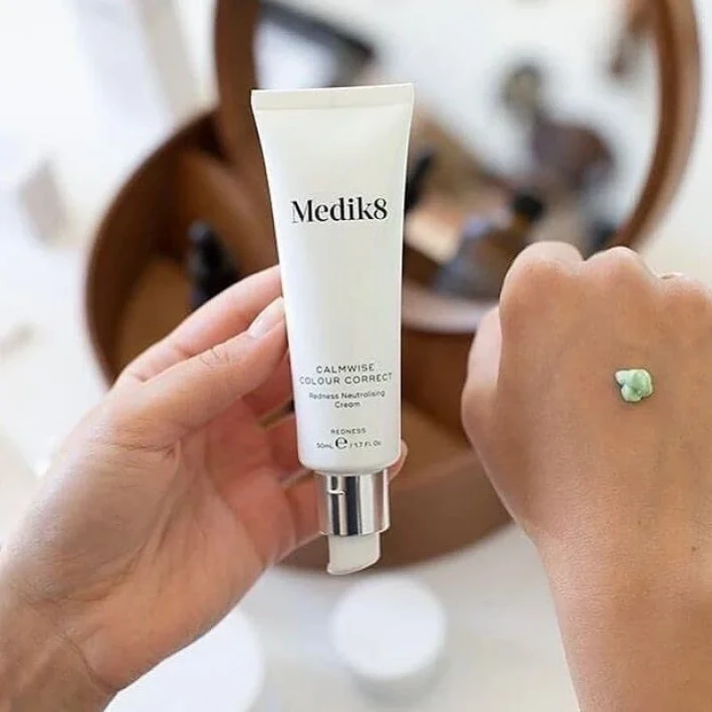 Medik8 Calmwise Colour Correct | Paraudulį neutralizuojantis kremas jautriai odai 50 ml