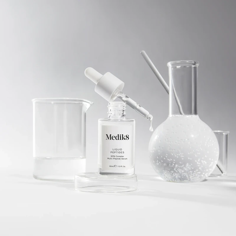 Medik8 Liquid Peptides | Peptidų serumas odos stangrumui 30 ml