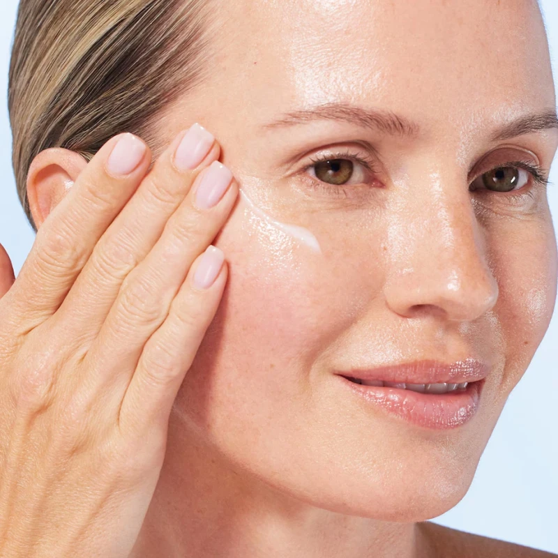 Medik8 Niacinamide Peptides | Serumas su 10% niacinamidu ir peptidais 30 ml