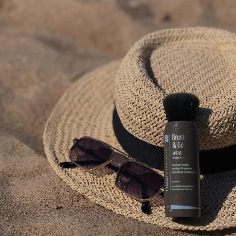 NOON Brush & Go papildījums SPF50 | Mineralinis SPF pudros įdėklas riebiai ir probleminei odai, vidutinis atspalvis 02, 3 × 5 ml