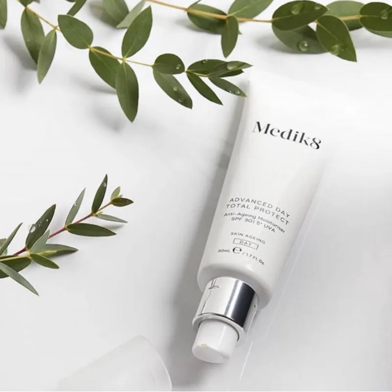 Medik8 Advanced Day Total Protect SPF30 | Увлажняющий дневной крем с SPF30 50 мл