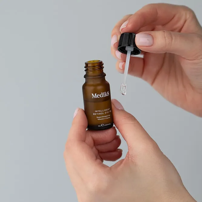 Medik8 Intelligent Retinol Eye TR | A vitamino serumas paakiams 7 ml