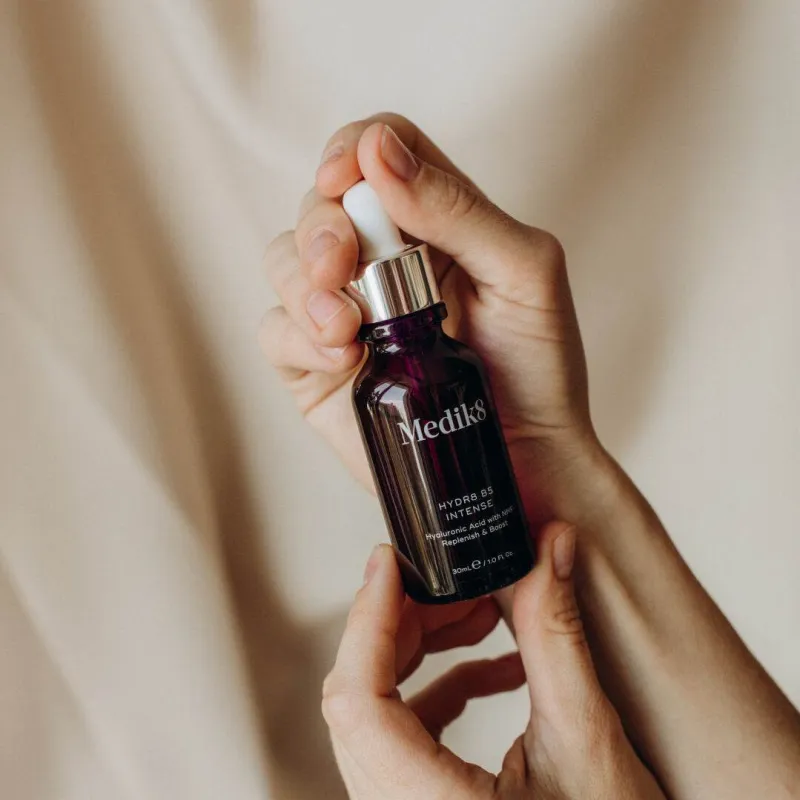 Medik8 Hydr8 B5 Intense | Intensyviai drėkinantis hialurono rūgšties serumas 30 ml